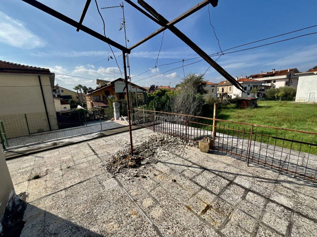 Casa indipendente a Pescara in Via Monte Secine - Foto 5