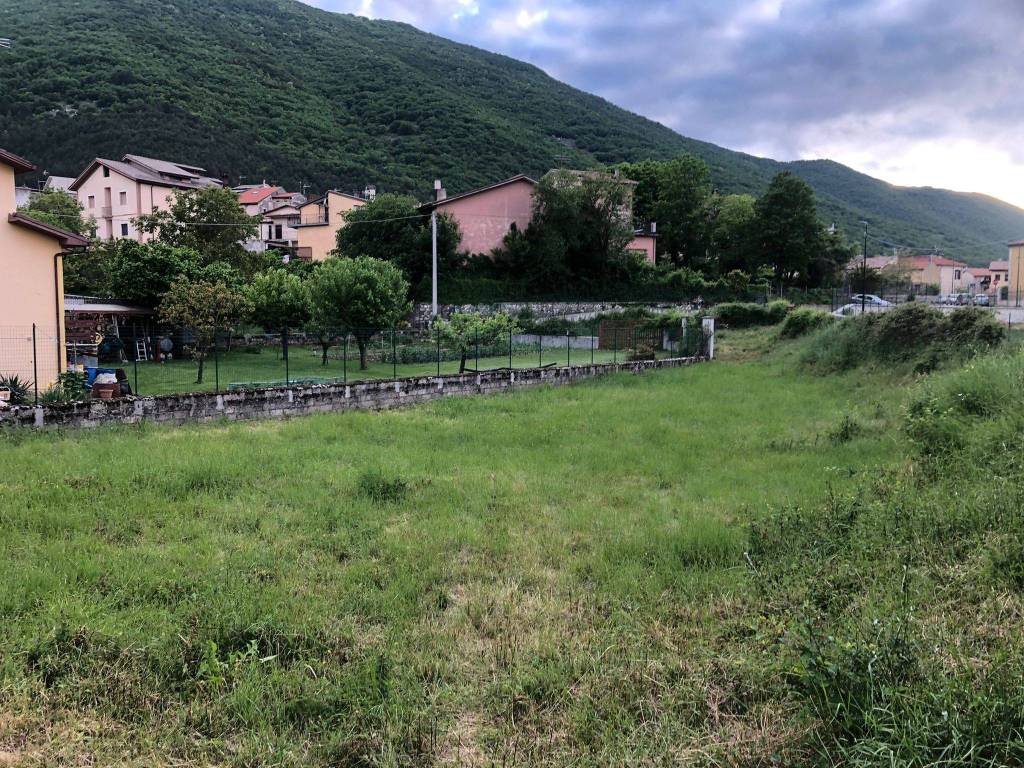 Terreno a Collelongo in Via Pozzo Maianone - Foto 2