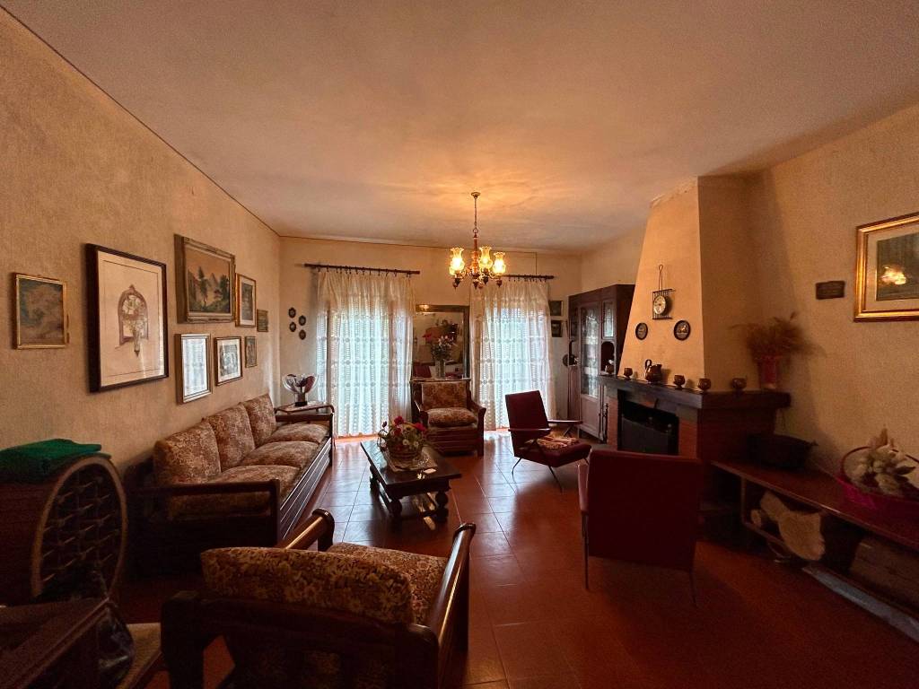 Appartamento a Tagliacozzo in Via Santa Barbara, 32 - Foto 2