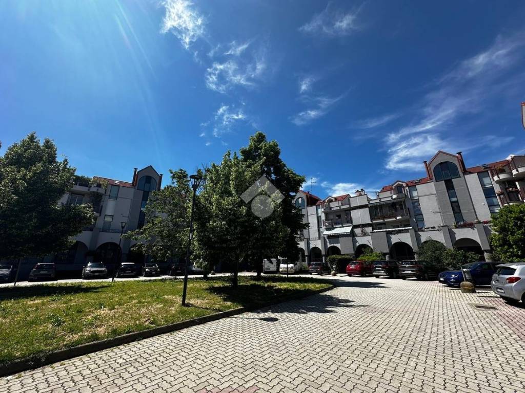 Immobile a Zibido san giacomo in Via Grazia Deledda - Foto 3