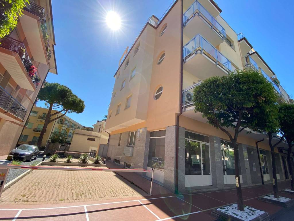 Immobile a Diano marina in viale Kennedy 58 - Foto 5