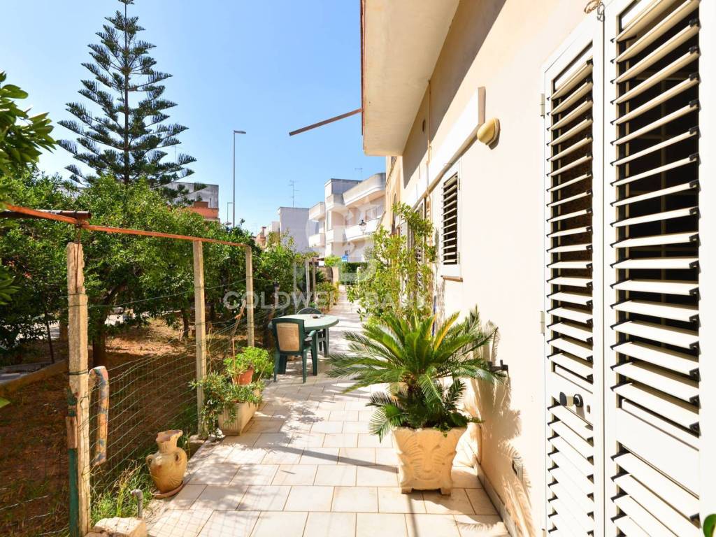 Casa indipendente a Surbo in Via Vincenzo Ampolo - Foto 4