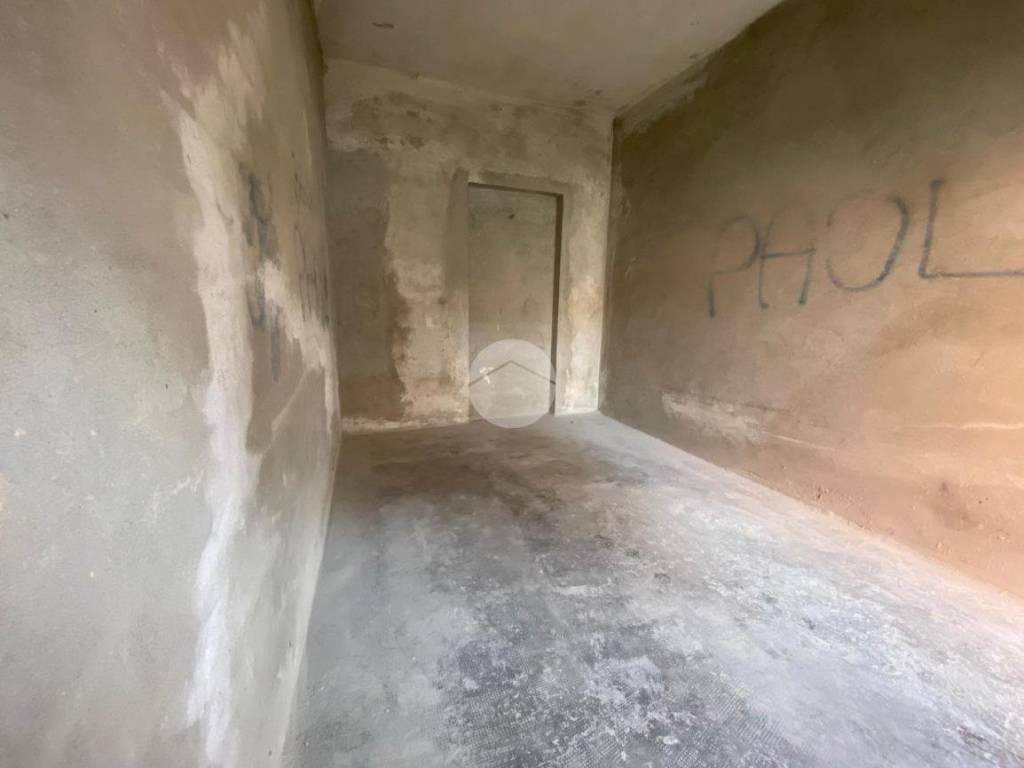 Box / garage a Valenza in Via Mario Nebbia, 61 - Foto 2