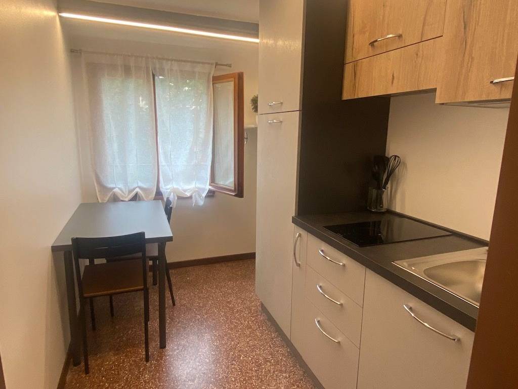Appartamento a Padova in Via Savonarola - Foto 2