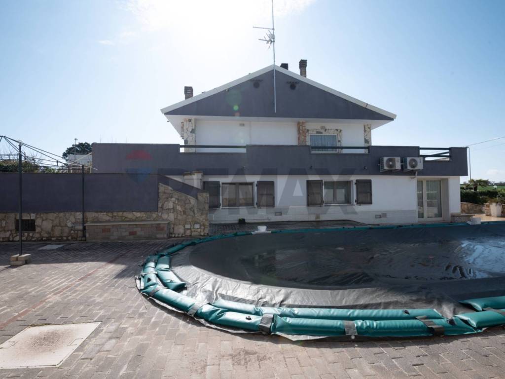 Villa a Ragusa in contrada magazzinazzi - Renna - Foto 5