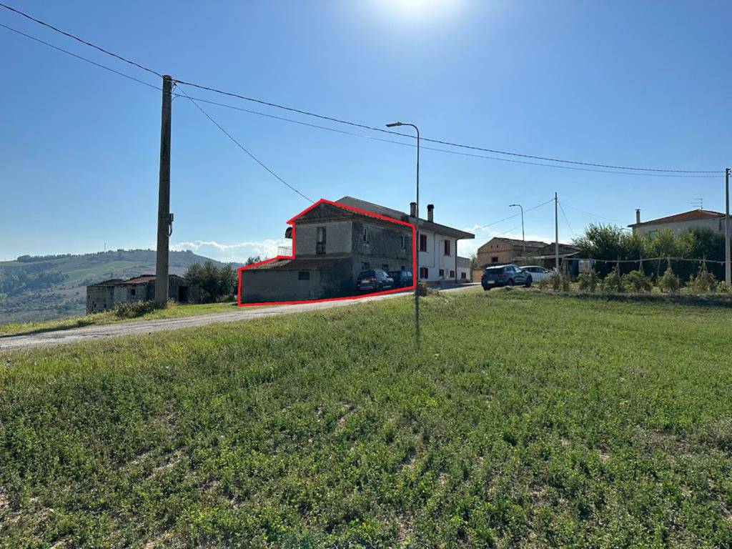 Casa indipendente a Montefino in Contrada Manzitti - Foto 2