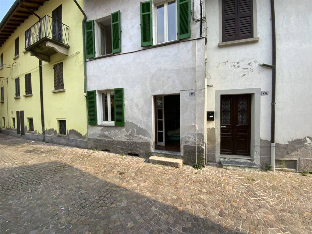 Appartamento a Gignese in Via Zannone - Foto 2