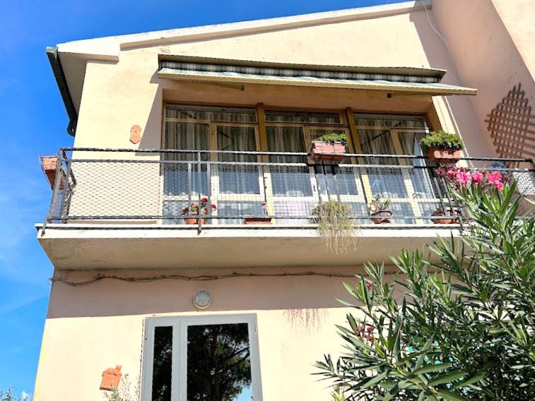 Villa a Orbetello in Lungolago Bruno Buozzi - Foto 3