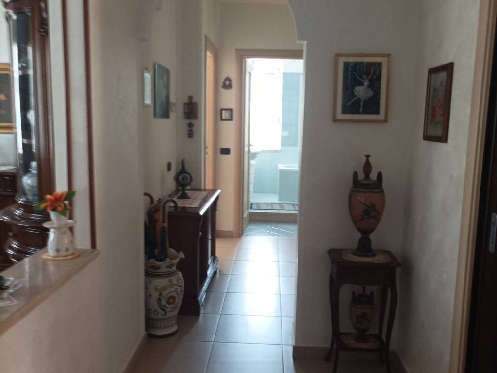 Appartamento a Roccella ionica in Via Cannolaro - Foto 1