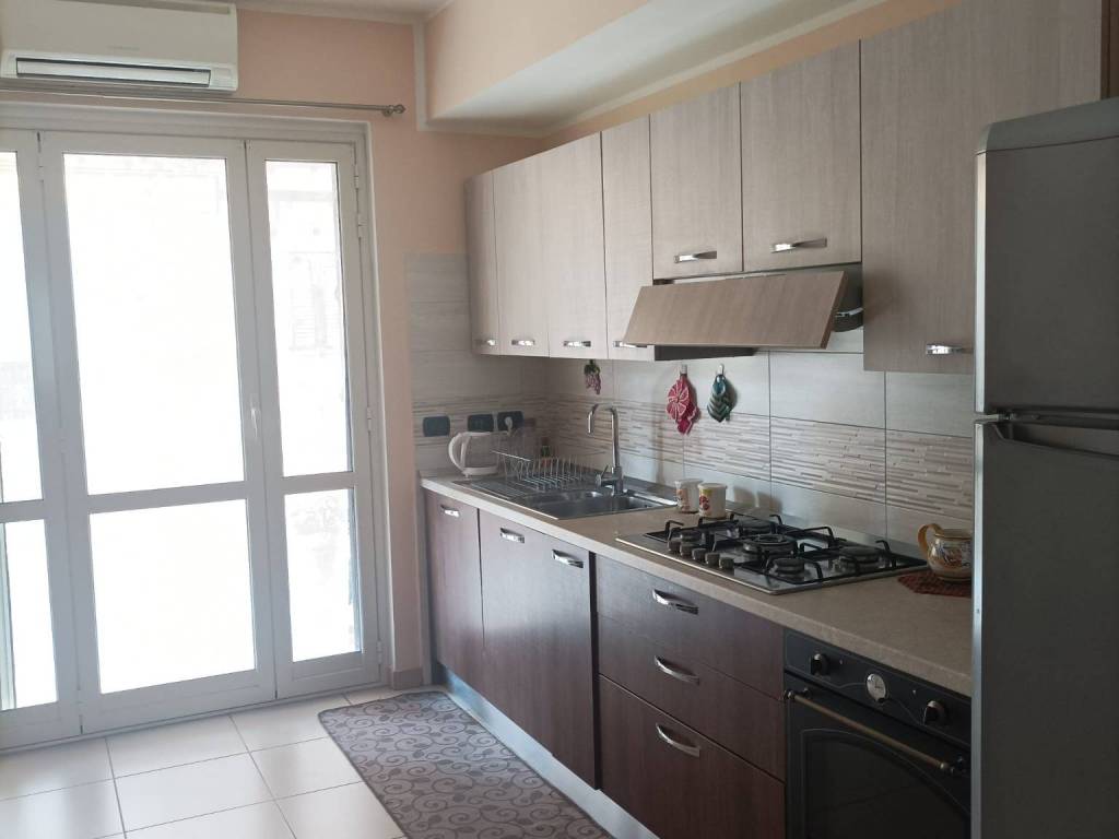 Appartamento a Roccella ionica in Via Cannolaro - Foto 3