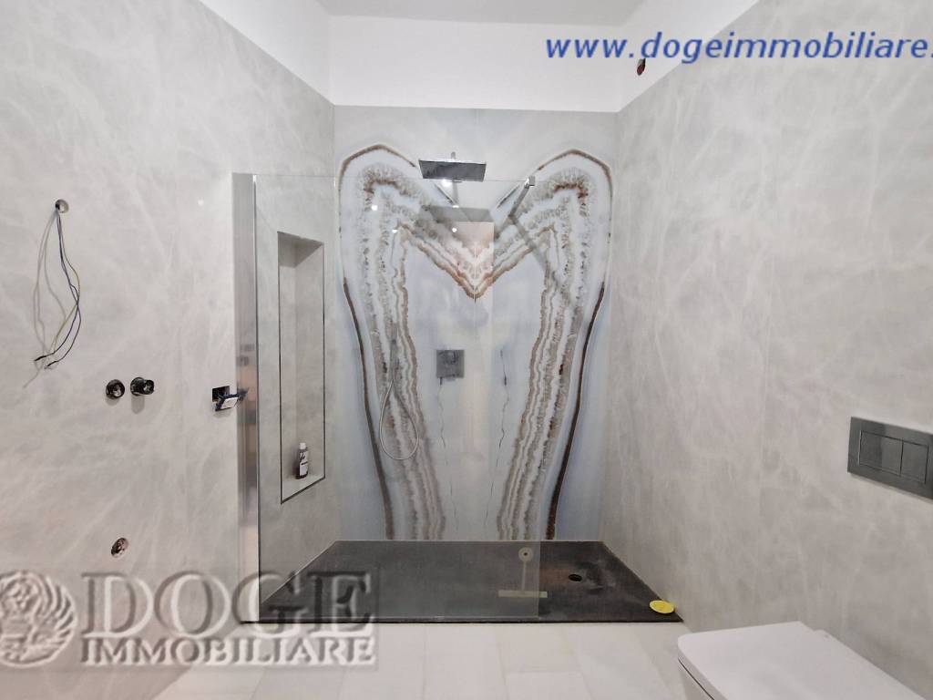 Appartamento a Verona in Via della Valverde - Foto 4