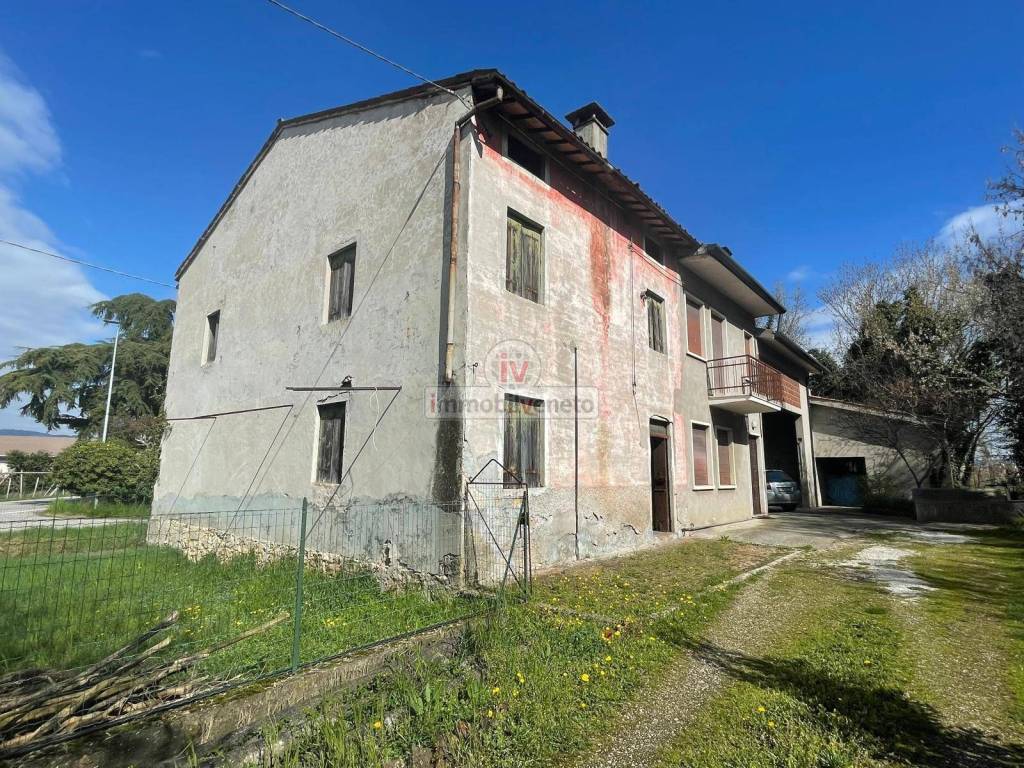 Rustico / casale a Lonigo in VIA MOLINO, 1 - Foto 2