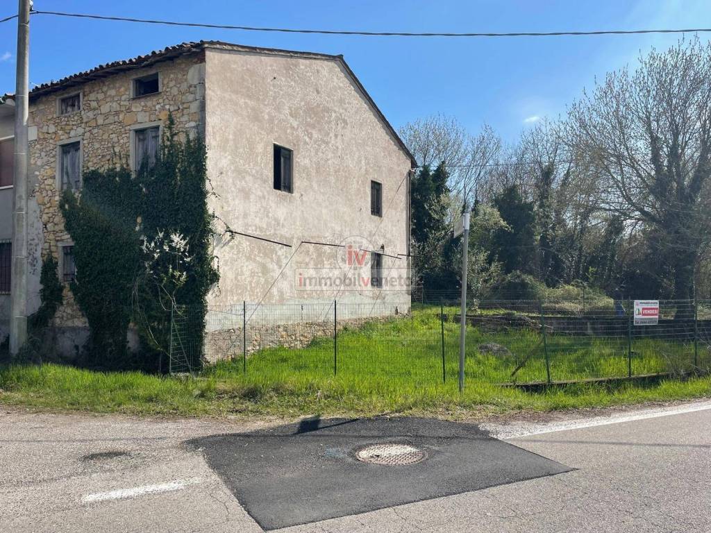 Rustico / casale a Lonigo in VIA MOLINO, 1 - Foto 5