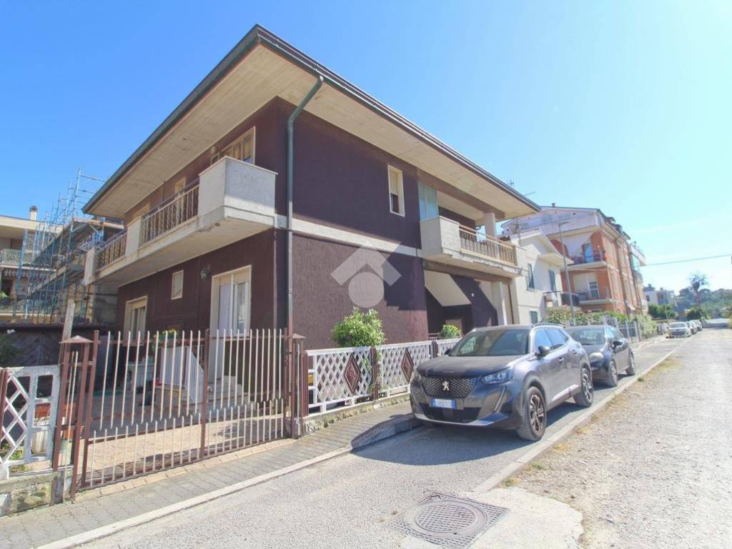 Appartamento a Giulianova in Vicolo Catania, 7 - Foto 3