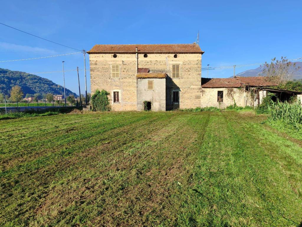 Rustico / casale a Isola del liri in Via Magnene - Foto 2