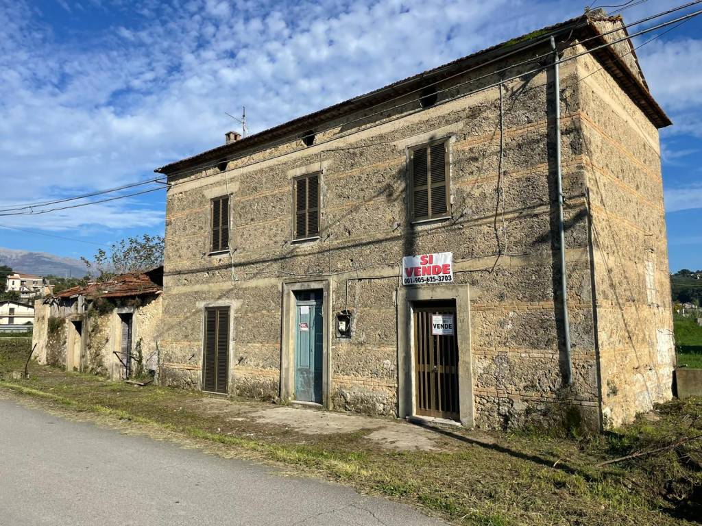 Rustico / casale a Isola del liri in Via Magnene - Foto 3