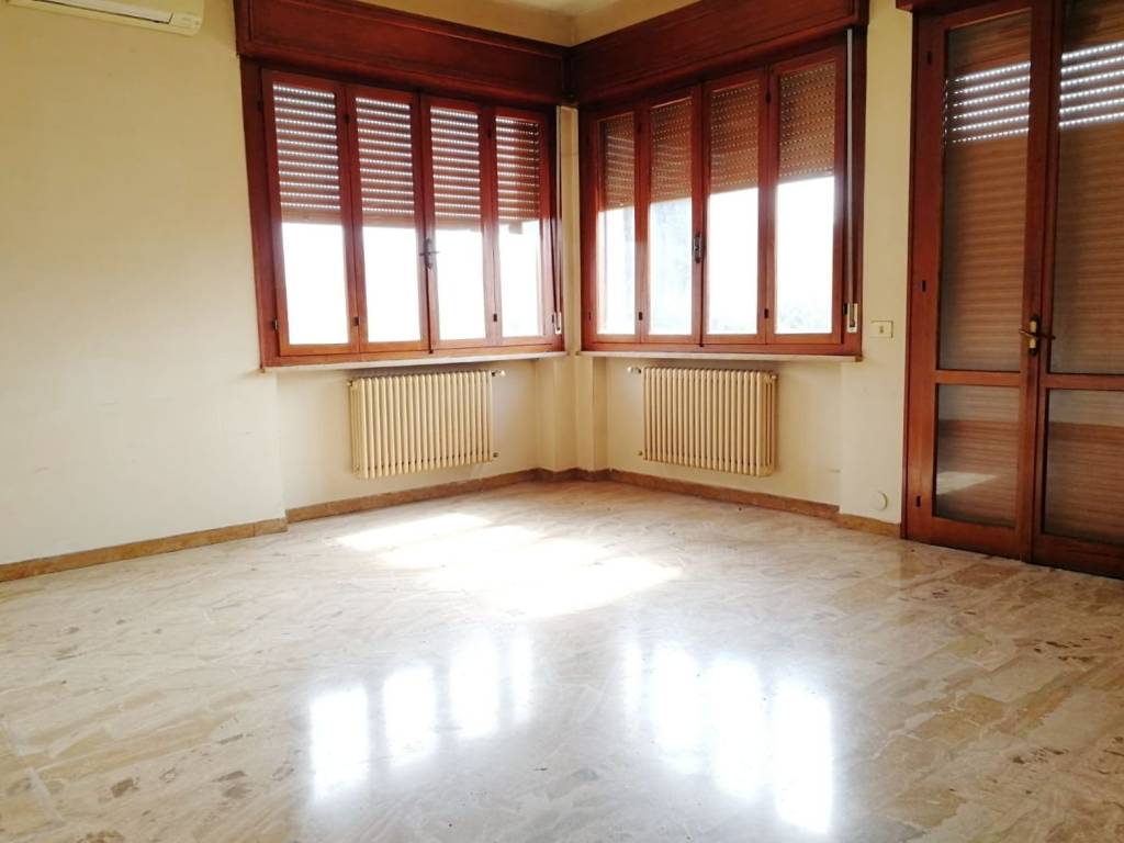 Appartamento a Rovigo in Via Silvestri - Foto 2