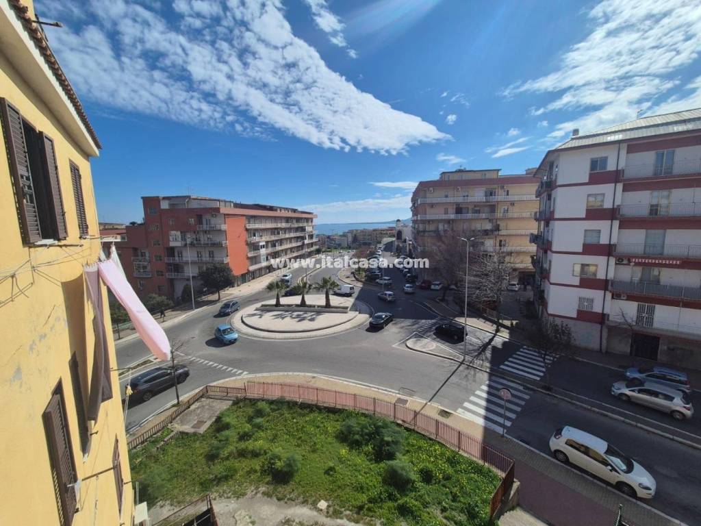 Appartamento a Crotone in via della resistenza - Foto 2