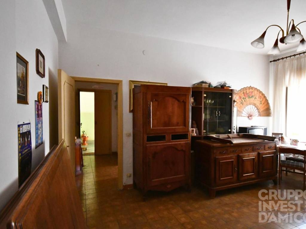 Appartamento a Ceglie messapica in Via Guido Rossa - Foto 5