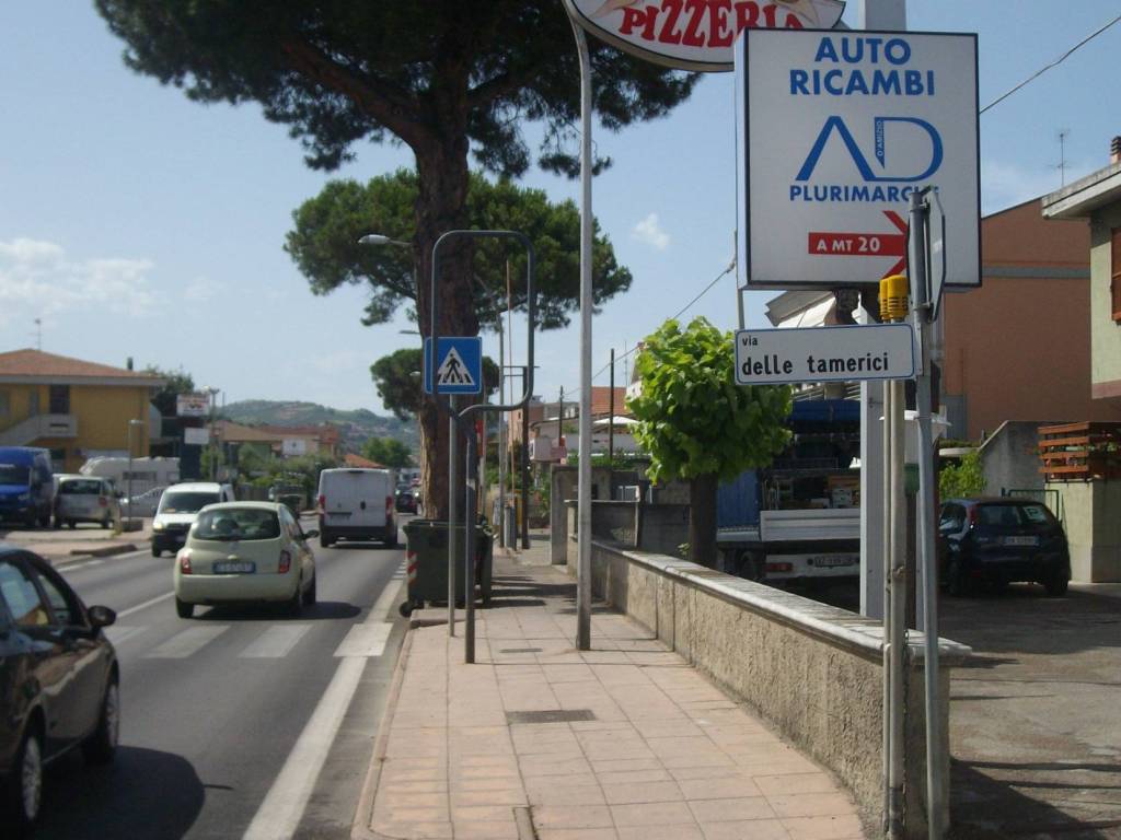 Box / garage a Città sant'angelo in Viale Matrino, 164 - Foto 5
