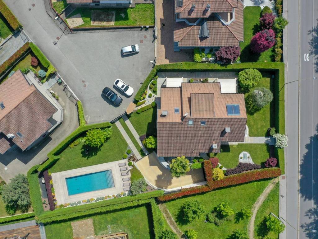 Villa a Saluzzo in Via Giovanni Battista Bodoni - Foto 3