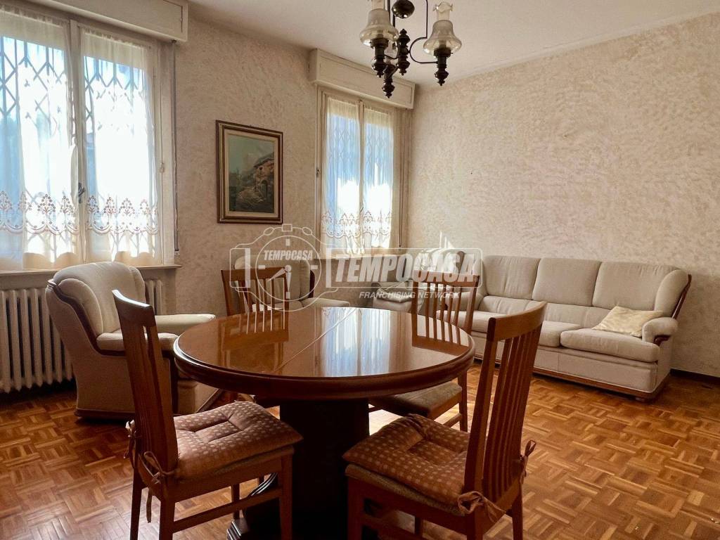 Appartamento a Reggio emilia in Via Viani - Foto 3