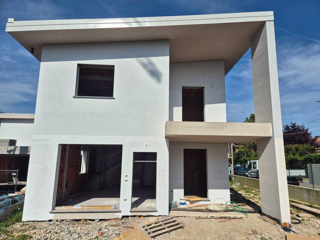 Villa a Lazzate in Via Giovanni Pascoli - Foto 2