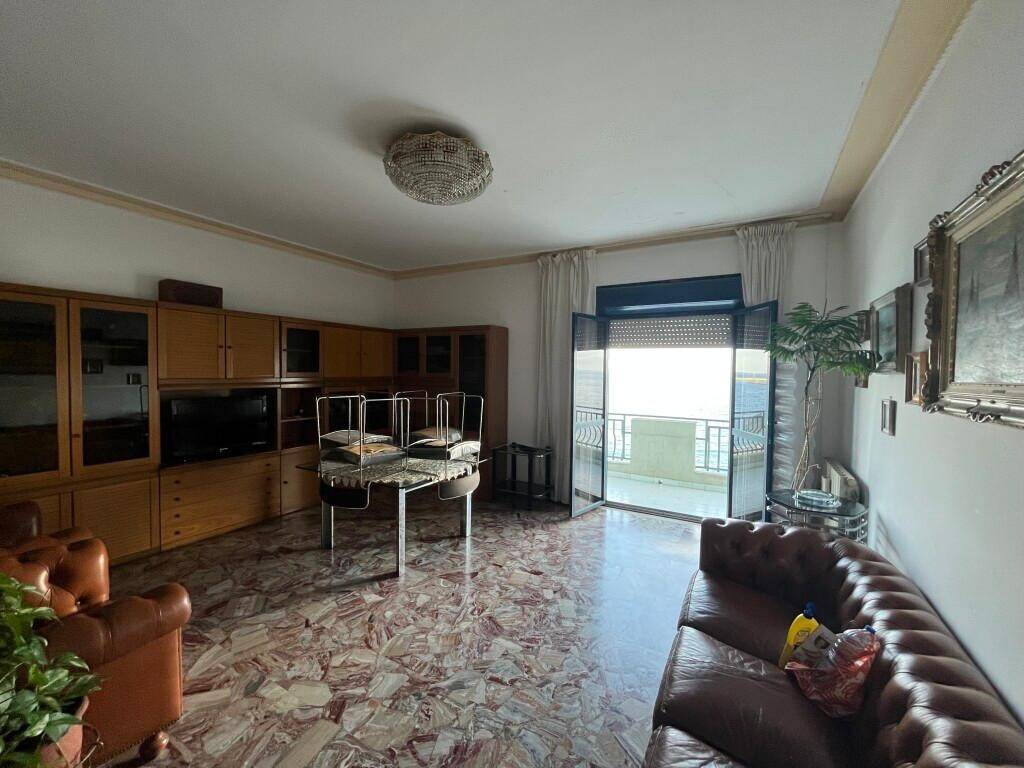 Appartamento a Catanzaro in Via Lungomare Stefano Pugliese - Foto 3