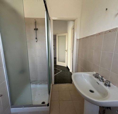 Appartamento a Genova in Via Al Garbo 8 A - Foto 5