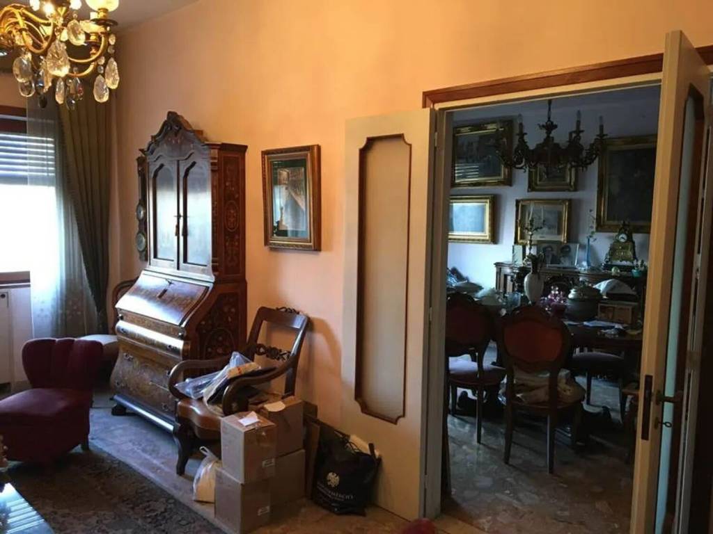 Appartamento a Caserta in Piazza Luigi Vanvitelli - Foto 2