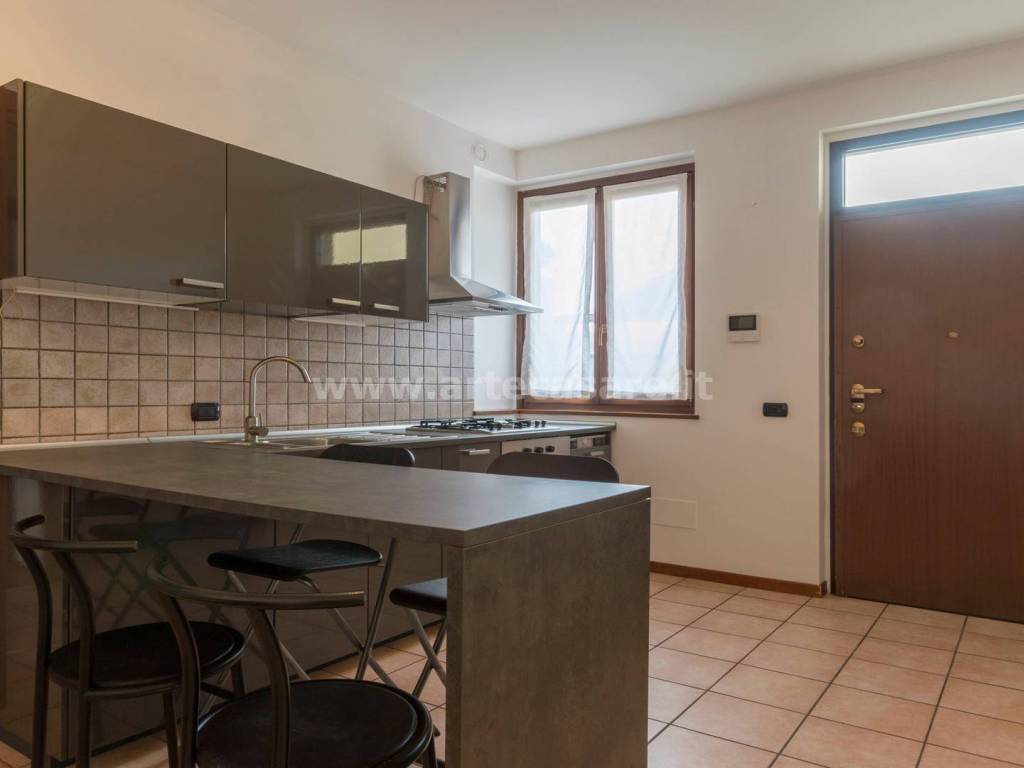 Appartamento a Castellanza in Via Giuseppe Brambilla, 22 - Foto 3