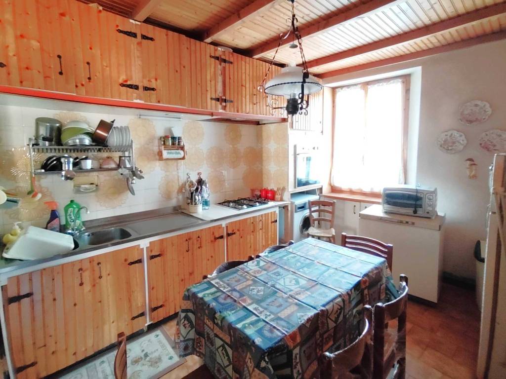 Appartamento a Voltaggio in Via Roma - Foto 2