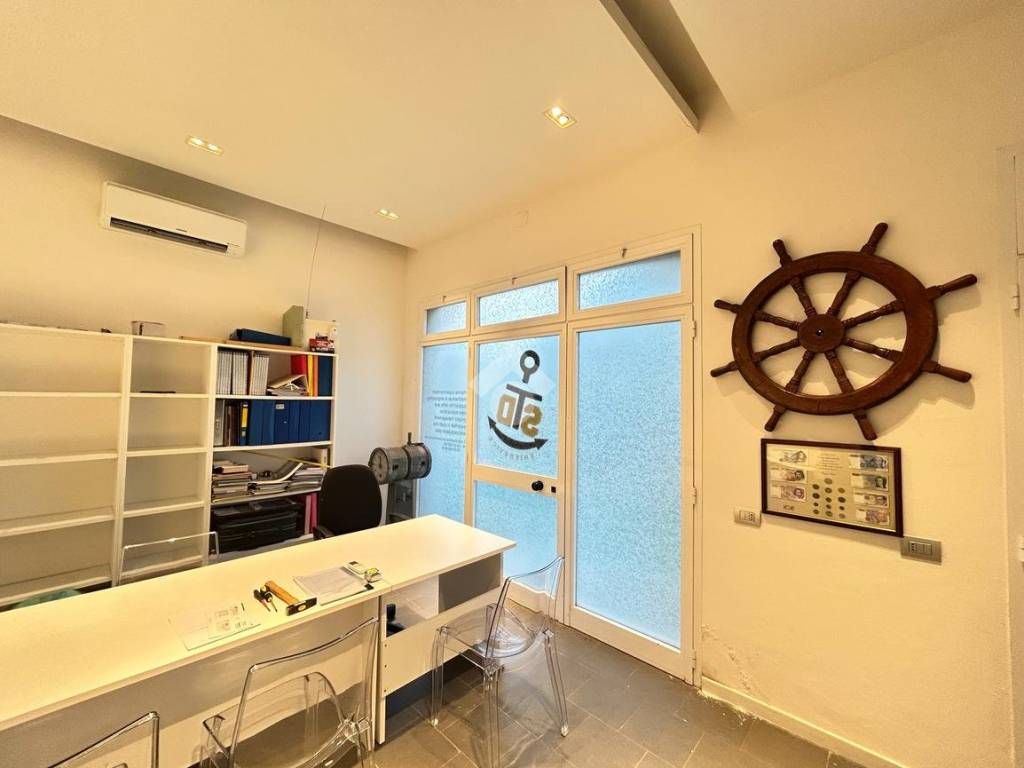 Immobile a La spezia in Laboratorio Viale San Bartolomeo, 835 - Foto 3