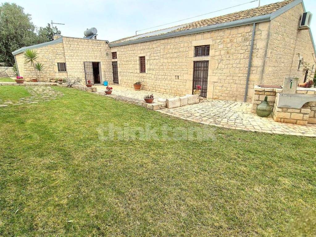 Villa a Modica in strada provinciale 28 - Foto 5