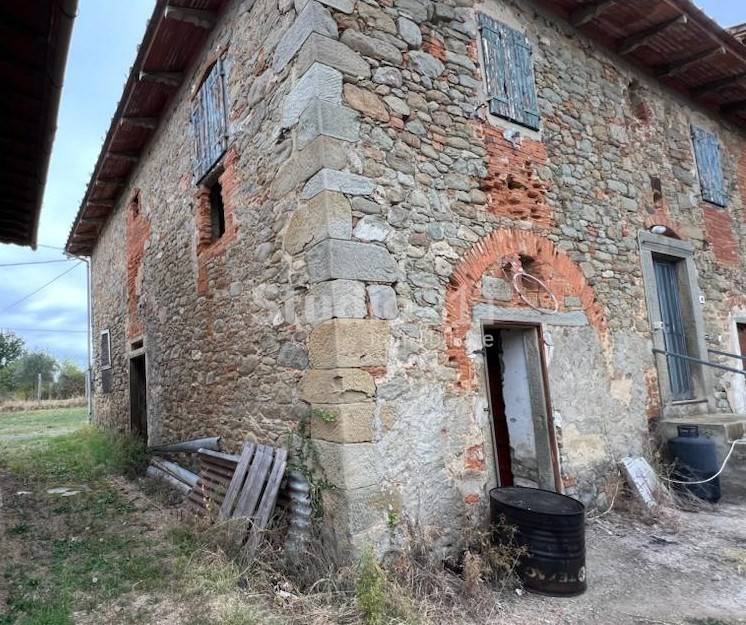 Rustico / casale a Castelfranco piandisco in VIA DI MONTECARELLI - Foto 3