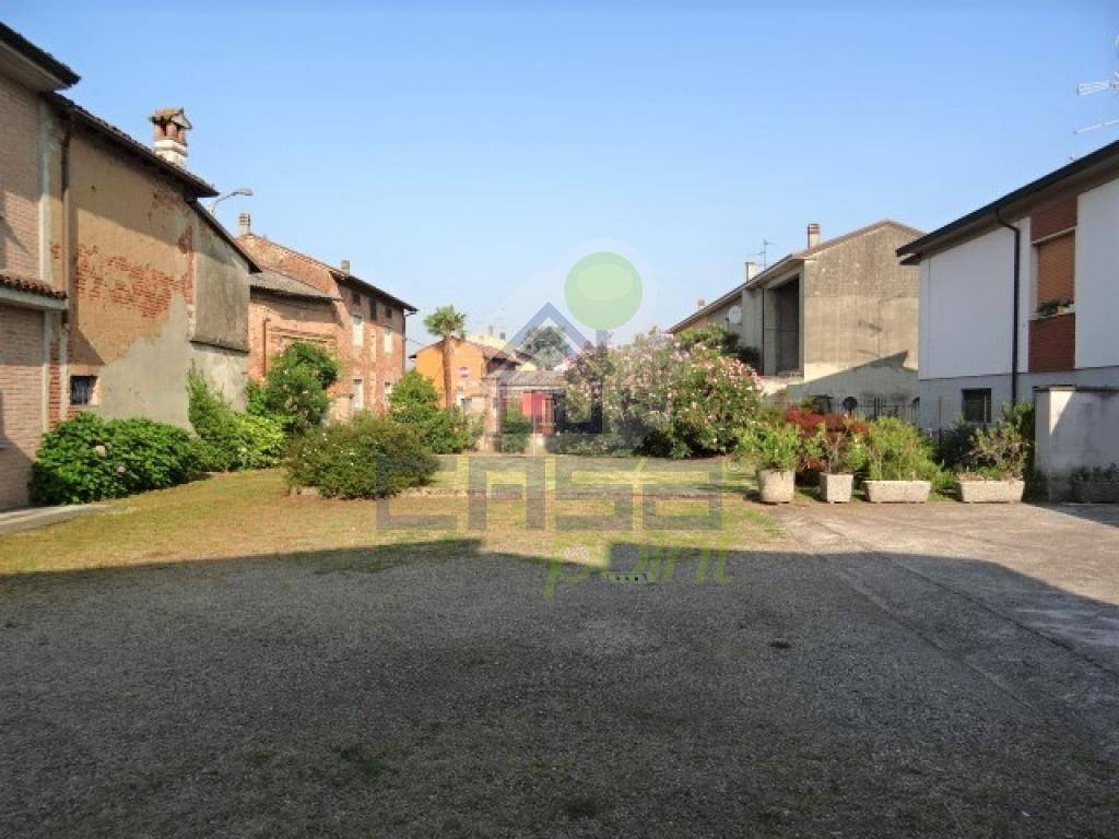 Casa indipendente a Castelnuovo bocca d'adda in Via Roma Castelnuovo Bocca D' Adda - Foto 5