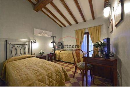 Casa indipendente a Firenze in Via dei Della Robbia - Foto 2