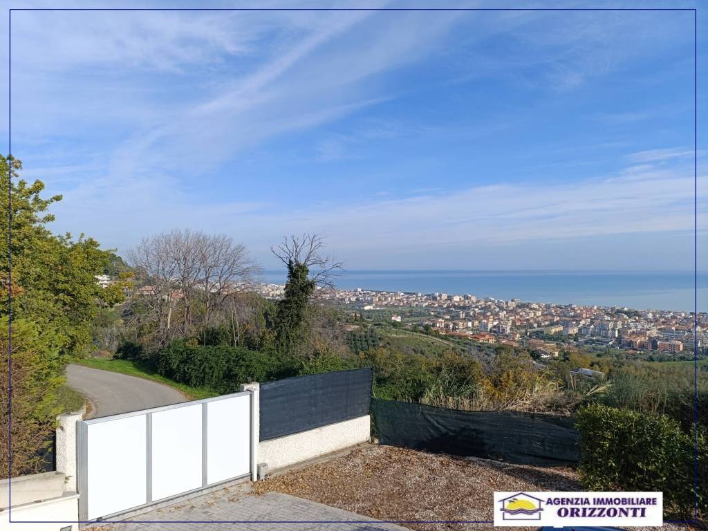 Villa a Tortoreto in Via del Lago, 8 - Foto 2