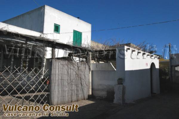 Appartamento a Lipari in Strada Provinciale 179 - Foto 2