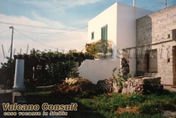 Appartamento a Lipari in Strada Provinciale 179 - Foto 4