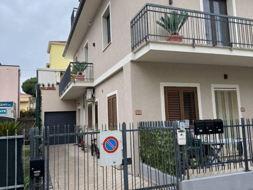 Appartamento a Alba adriatica in Via Giuseppe Garibaldi, 156 - Foto 2