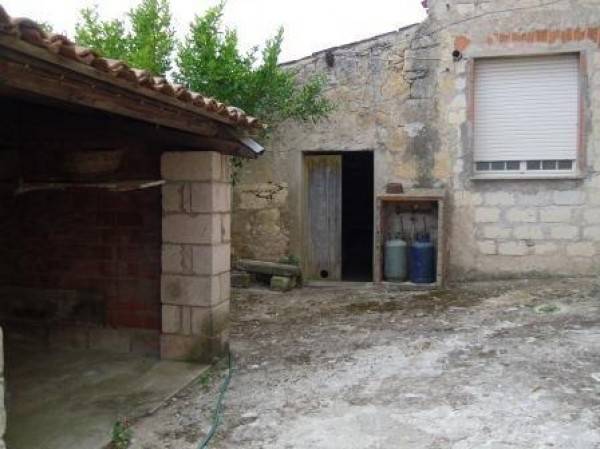 Casa indipendente a Tresnuraghes in Via Alessandro Manzoni - Foto 2