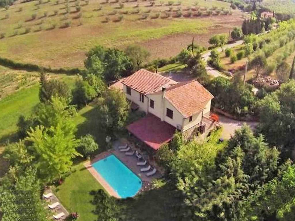 Rustico / casale a Cinigiano in ZONA PIANTAVERNA ZONA MONTECUCCO - Foto 2