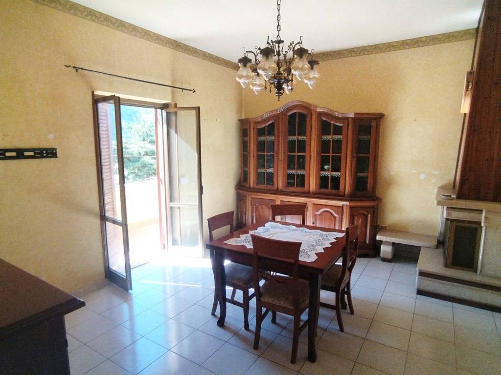 Appartamento a Capistrello in Viale Regina Margherita - Foto 4