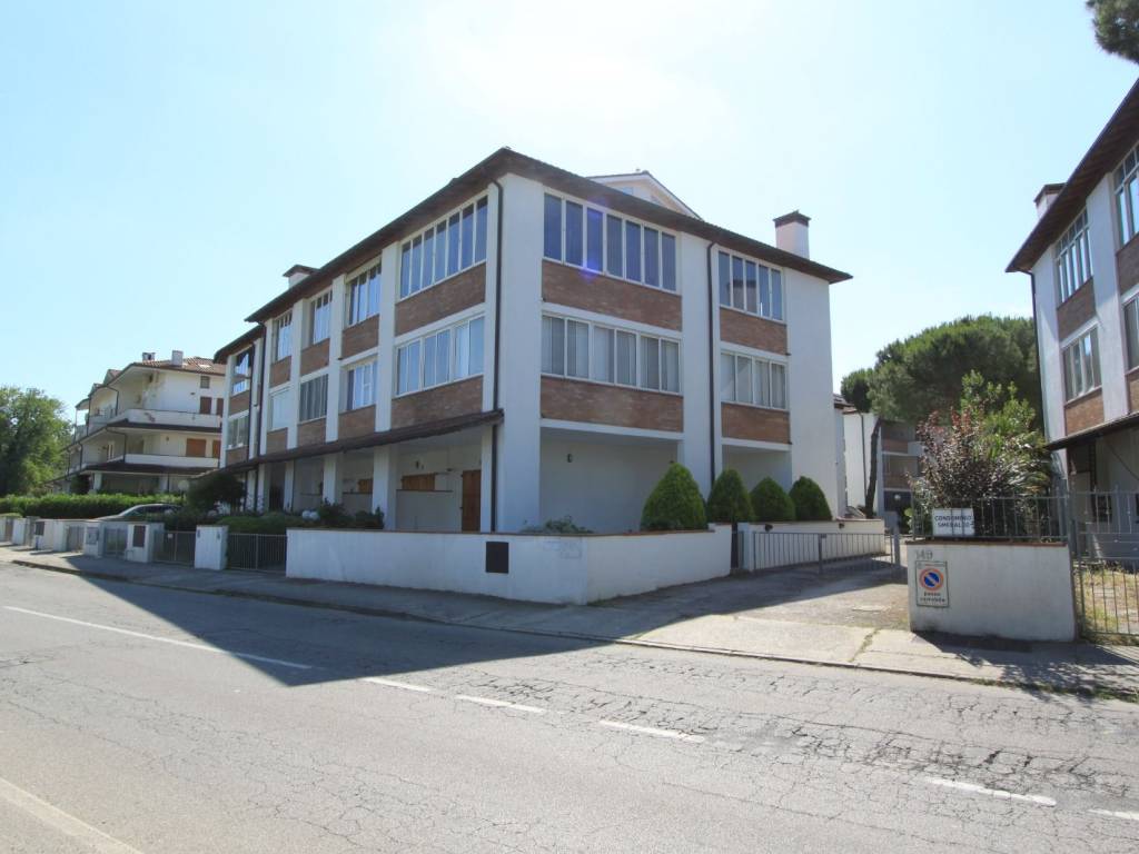 Appartamento a Comacchio in Viale Alessandro Manzoni, 149 - Foto 2