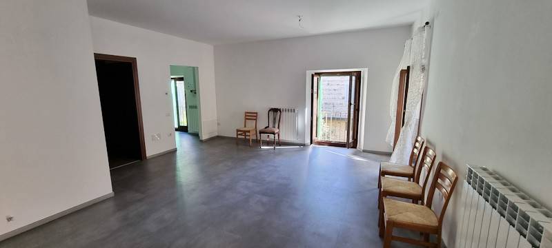 Casa indipendente a San severino marche in Via Lazzarelli - Foto 2