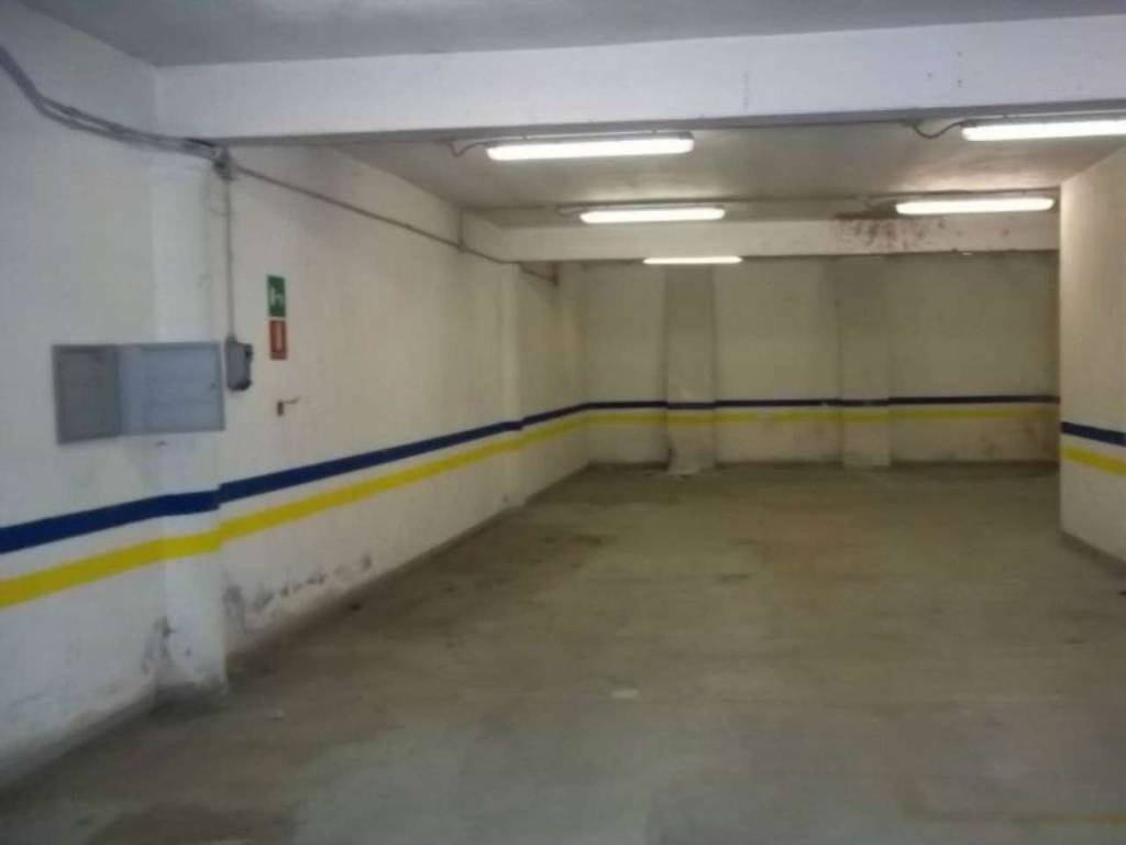 Box / garage a Novara in via Marconi 2 - Foto 4