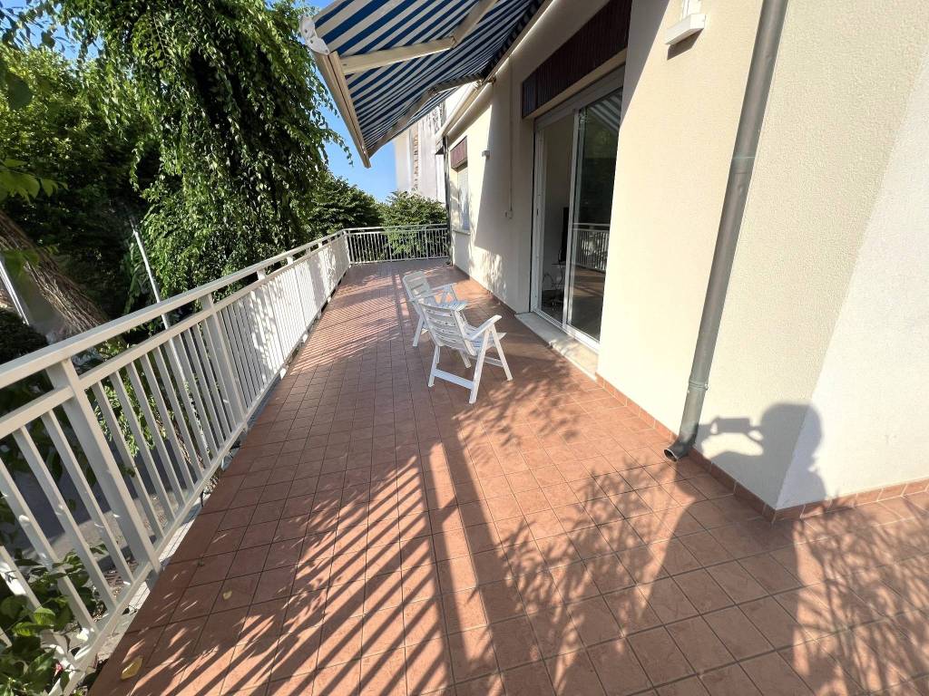 Appartamento a Riccione in Viale Giacomo Puccini - Foto 3