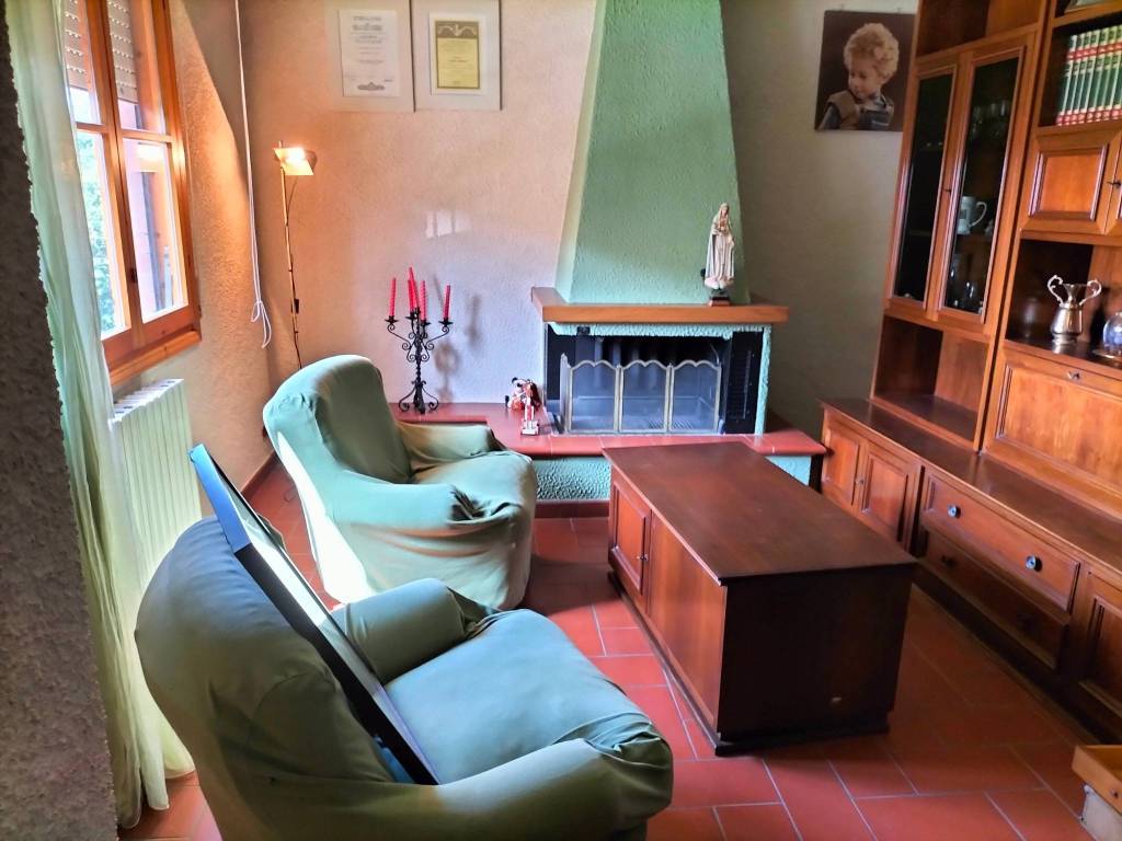 Casa indipendente a Montevarchi in Via Leona - Foto 2
