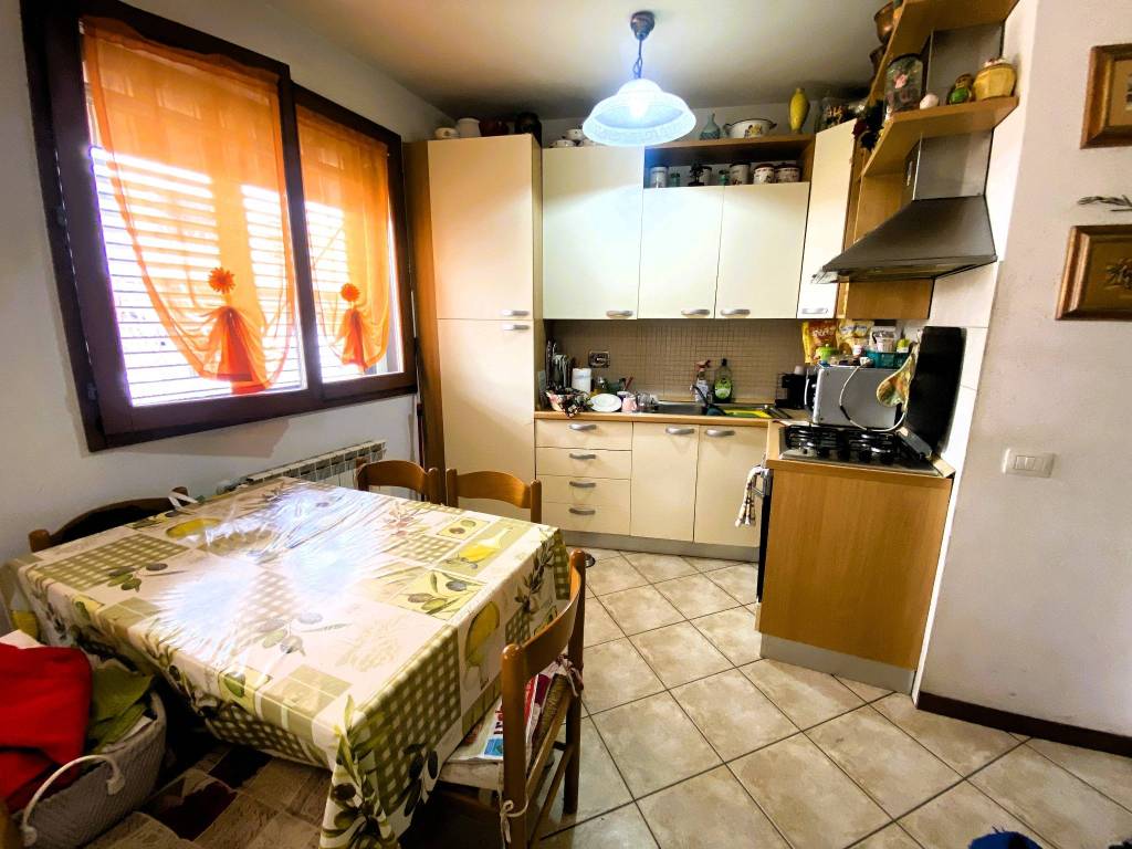 Appartamento a Prato in Via Camillo Benso di Cavour - Foto 3